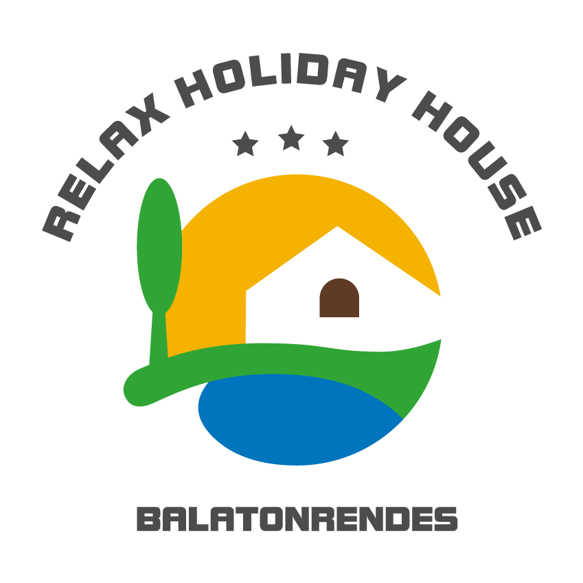 Relax Holiday House Logo